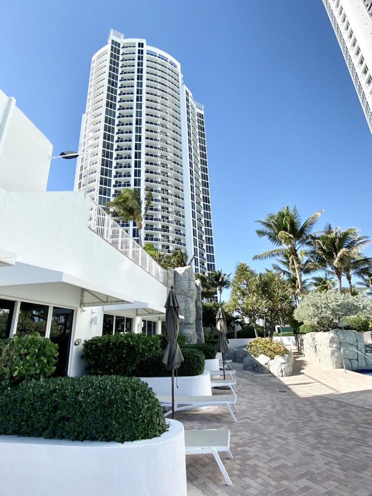 Trump International Resort By Zen Vacation Rentals 마이애미 비치 외부 사진