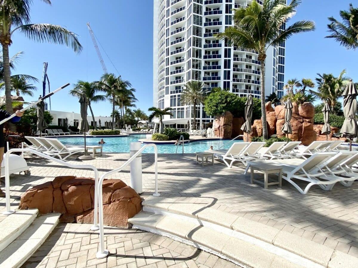 Trump International Resort By Zen Vacation Rentals 마이애미 비치 외부 사진