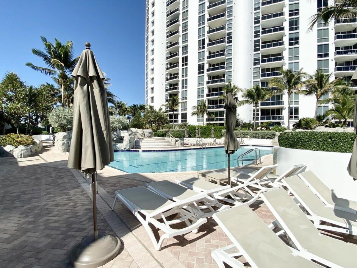 Trump International Resort By Zen Vacation Rentals 마이애미 비치 외부 사진